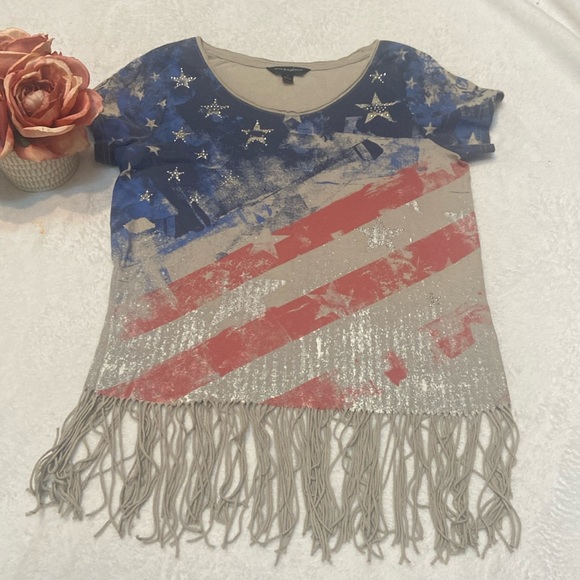 ROCK & REPUBLIC Size S Patriotic Fringe Flag Top - Picture 1 of 9